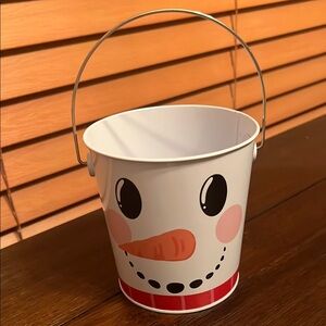 Holiday Style Snowman Metal Bucket